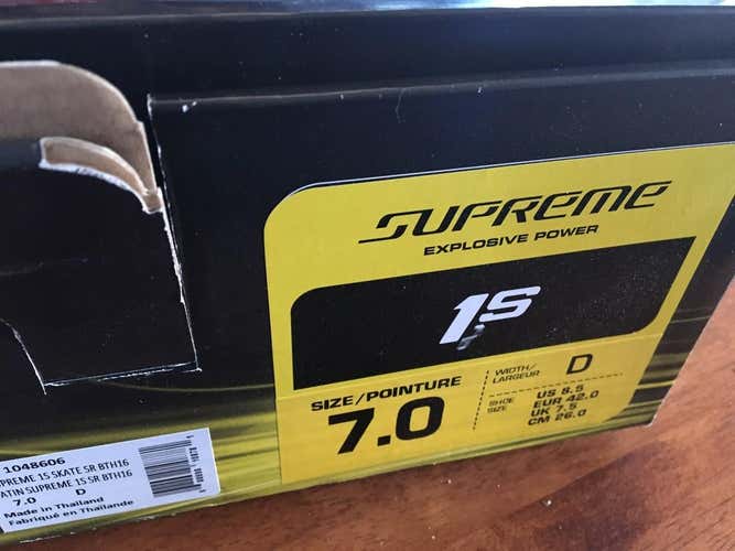 Brand new Supreme 1S skates 7D