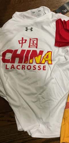 White chinalax shirt/1 piece of hero mesh