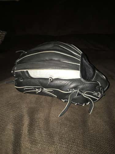 Nike Shado Edge Glove