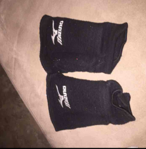 Mizuno Volleyball Knee Pads