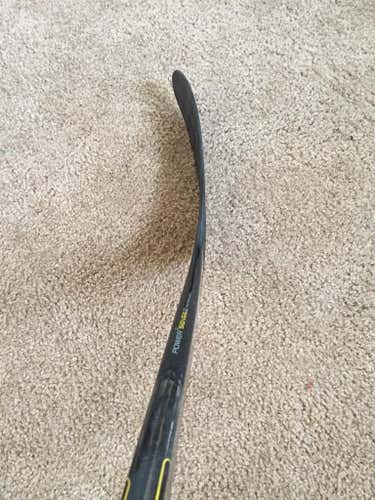 Bauer 1S Pro Stock Stick, RH P28 87 Flex, like new.