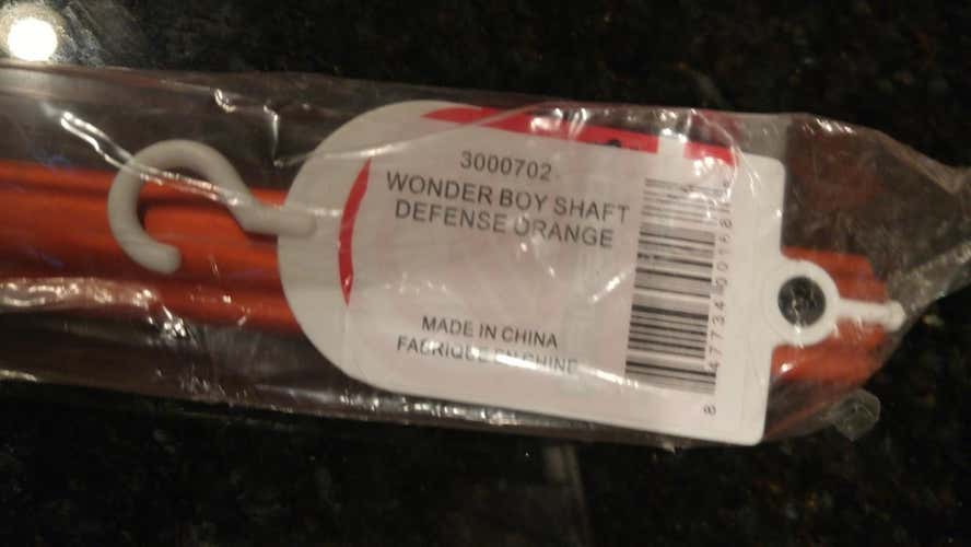 Maverik Wonderboy Defense Lacrosse Shaft (Orange)
