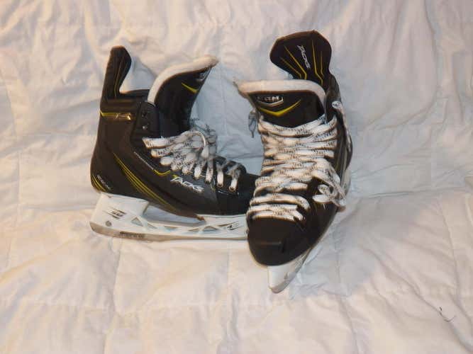 CCM Tacks ssenior ice hockey skates, size 8 D