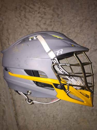 Cascade R w/ Gold Facemask