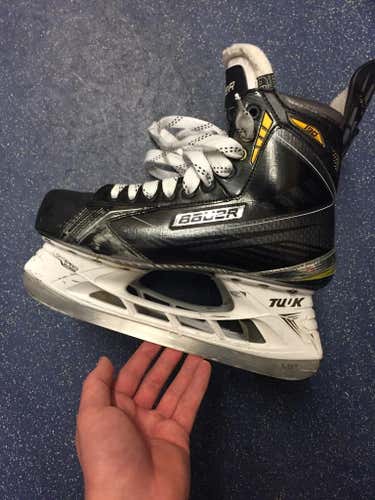 Used  Bauer Supreme 190 skates size 9d