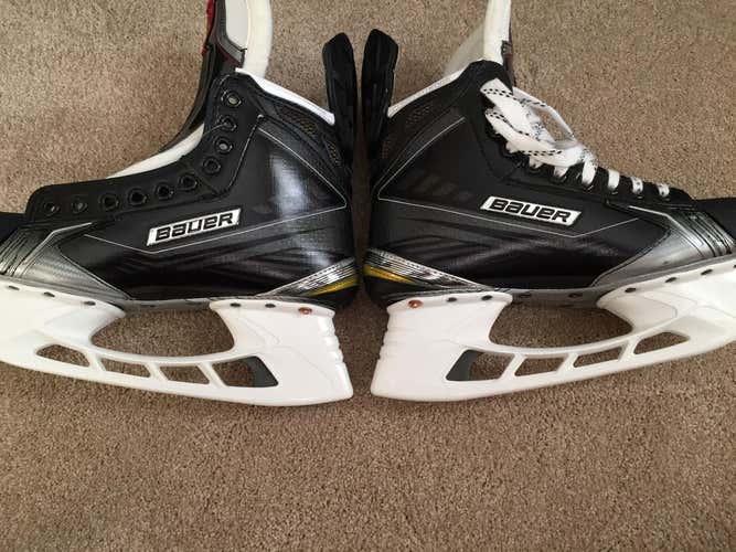 New Pro Stock Bauer MX3 skates with APX tongue, size 6.5. No steel