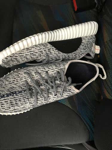 UA Yezzy Turtle Dove 11.5