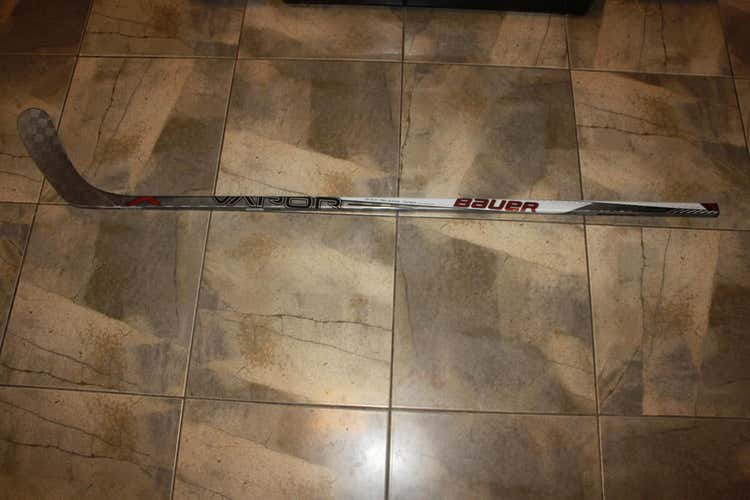 New Boston University Pro Stock Bauer Vapor 1X RH 67 Flex P92 no grip