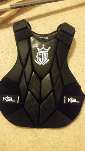 Brine King Superlight Chest Protector