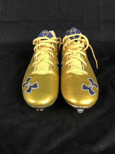 11.5 NEW N.D UNDER ARMOUR cleats
