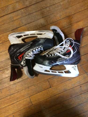 Bauer Vapor APX2 size 8E prostock NCAA return skates