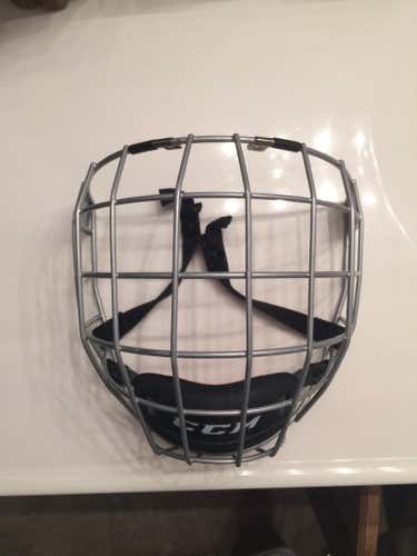 CCM FM580 Hockey Cage Large