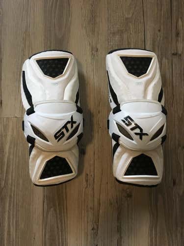 STX Cell 3 Arm Pads - Medium