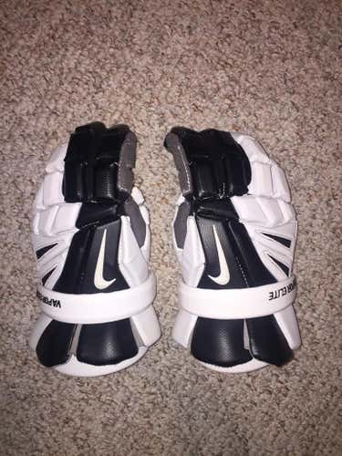 13" White/Black Nike Vapor Elite Gloves
