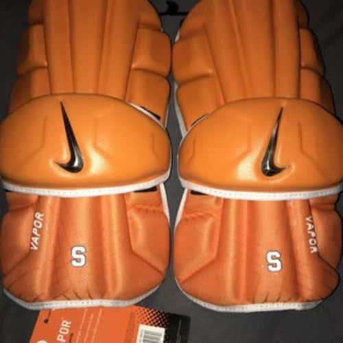Syracuse Nike Vapor Arm Guards