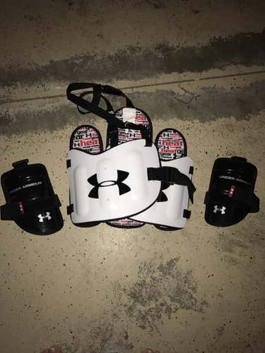 LN UA rib pads and BN UA arm guards for Box