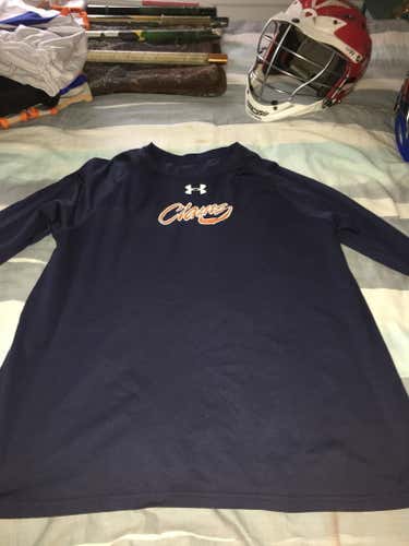 navy blue clams long sleeve