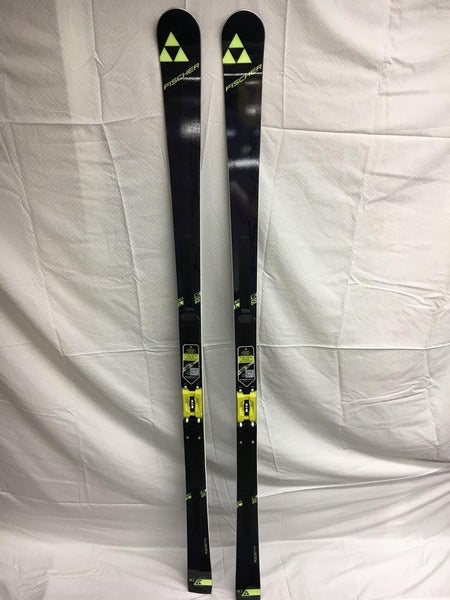 New Fischer 195 RC4 WORLDCUP GS MEN MEDIUM no bindings. These are FIS legal with a 35R. They are ...