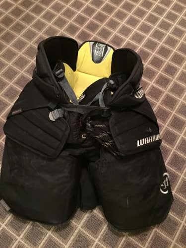 Warrior goalie pants XL