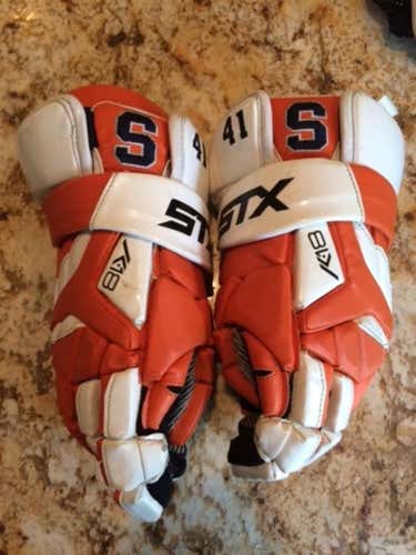 Syracuse Men's Lacrosse K18 Away Gloves