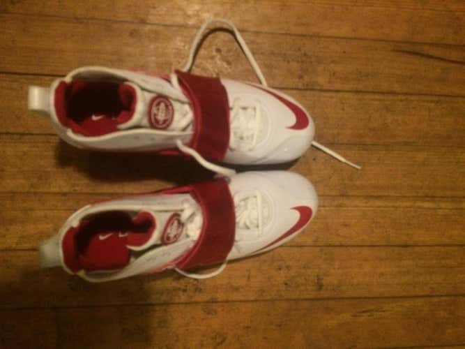 Nike Huarachei 3's size 7.5