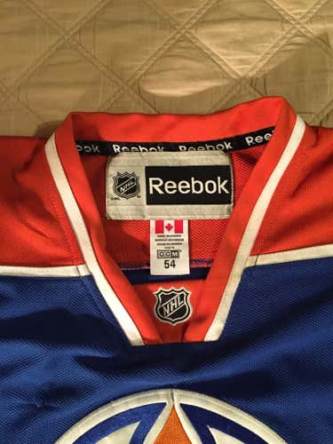 Large Mcdavid jersey