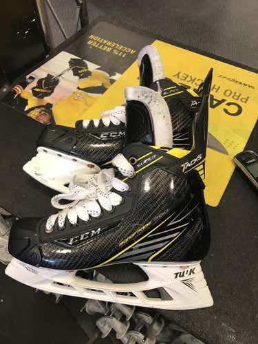 CCM Supertack skates size 8D