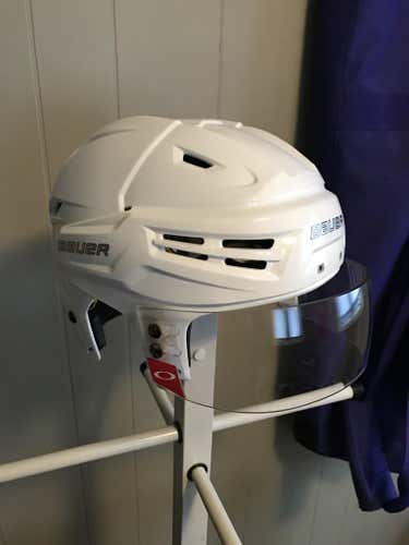 Bauer Re-Akt Helmet White size Adult Large