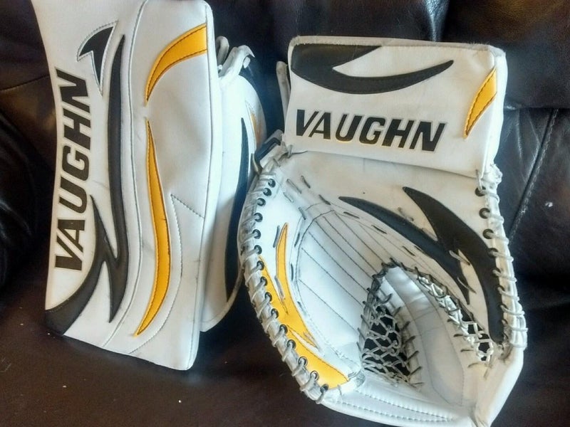 Canadian-made Pro Return Chad Johnson Vaughn Epic Catcher And 7990 blocker KW initialed