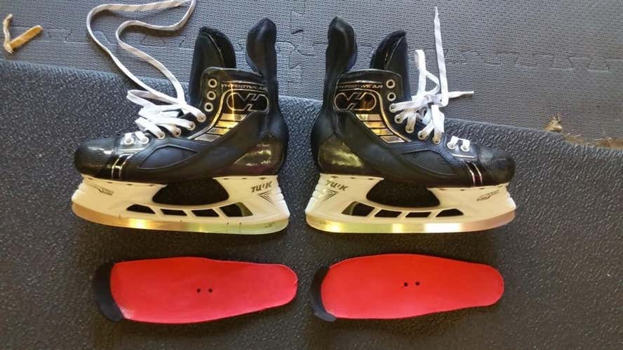 Rarely used VH Skates 7.5