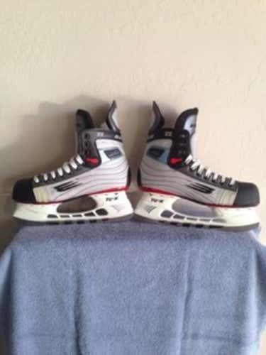 BAUER Vapor SFL XV Hockey Skates, Junior, Size 5.5 (US), Width D ++ BRAND NEW ++