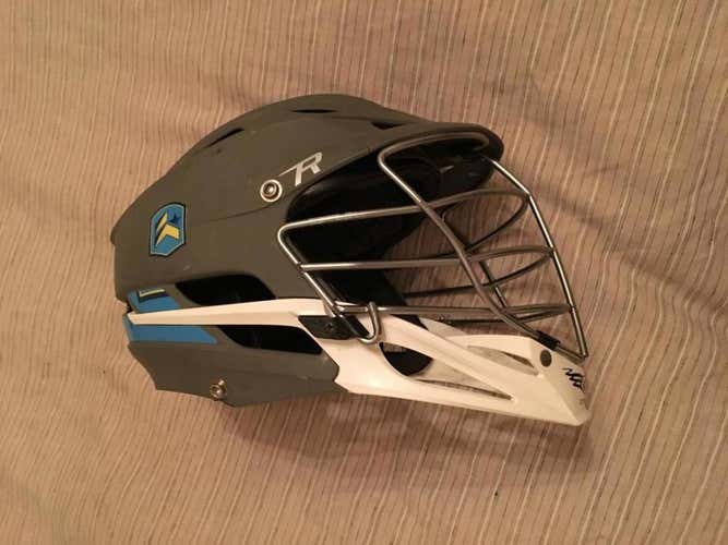 Matte Grey Cascade R, chrome facemask (chinstrap included)