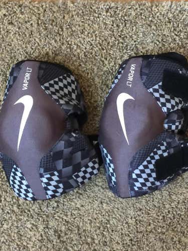Nike Vapor LT Elbows