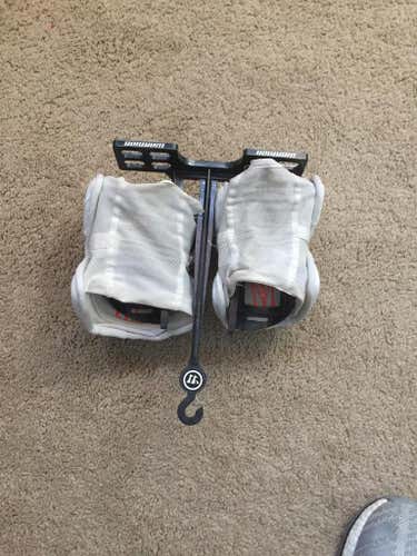 Warrior evo elbow pad