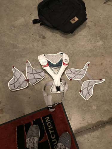 Maverik RX3 speed shoulder pads