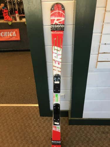 Rossignol Slalom 139 cm race skis. 10m.