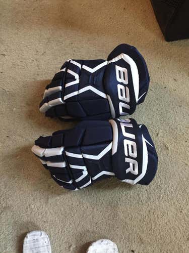 Bauer Supreme 170 senior gloves. 14"