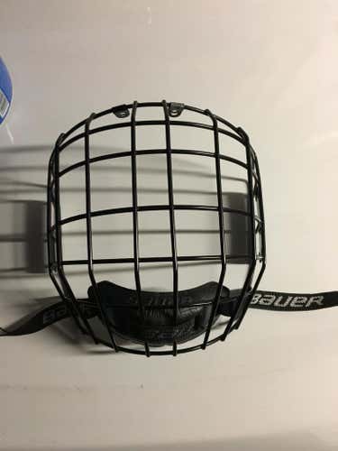 Bauer Cage