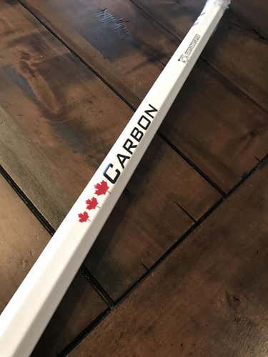 BNWT LE Canada Carbon