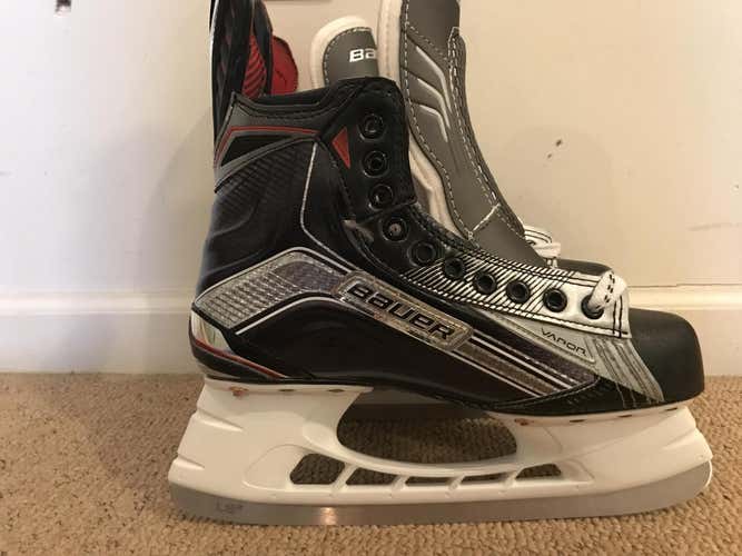 Bauer 1X skates Brand New