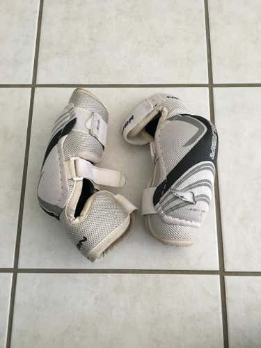 Bauer Nexus 400 Elbow Pads