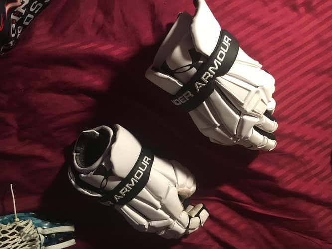 Under armour command gloves