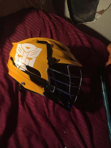 Cascade R helmet