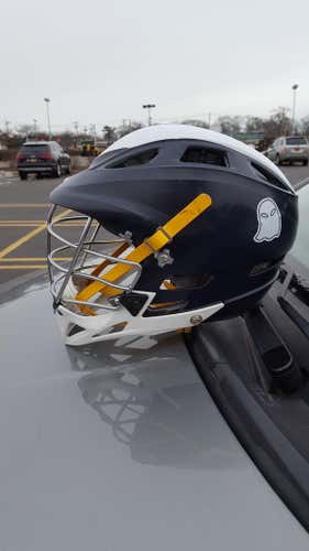 Navy & White Cascade Pro 7 large