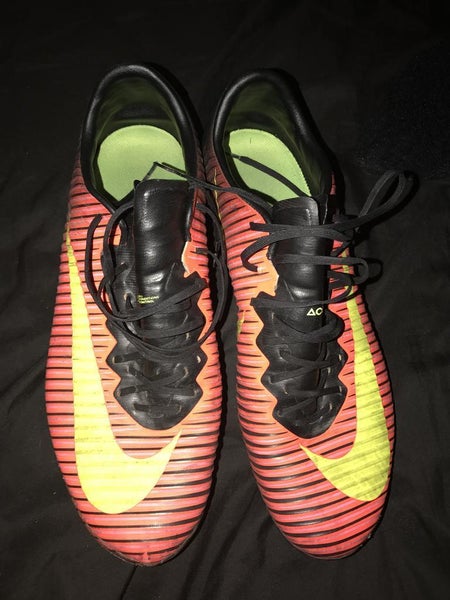 Nike Mercurial Vapor 11 size 9