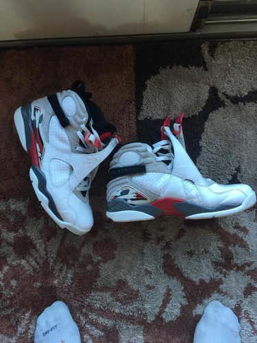 Jordan retro 8s (Bugs Bunny) size 9.5us