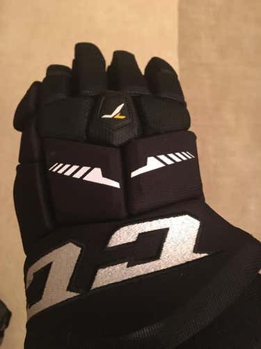 Brand New CCM Super Tacks 4502 hockey gloves SIZE 14