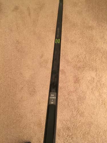 Used Pro Stock CCM Ribcor Reckoner Grip LH P28   80flex  good shape