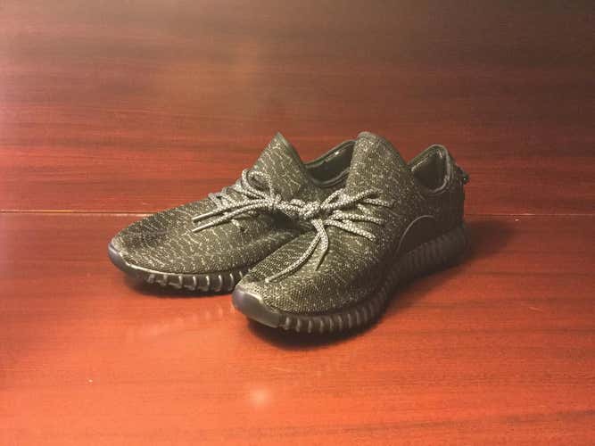 Brand New Yeezy Boost 350 (fake)