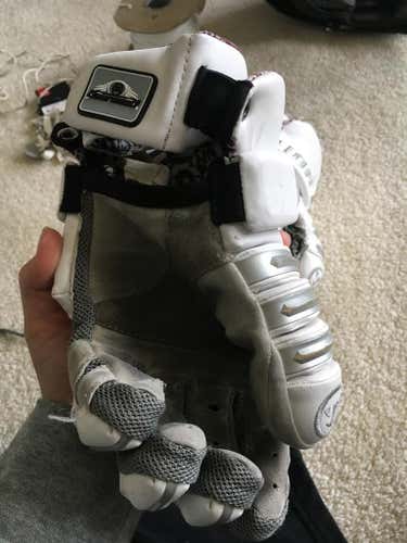 White regulator 2 gloves